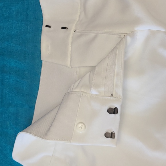 BNWT!! LANE BRYANT 18 WHITE DRESS CAPRIS - Picture 8 of 13